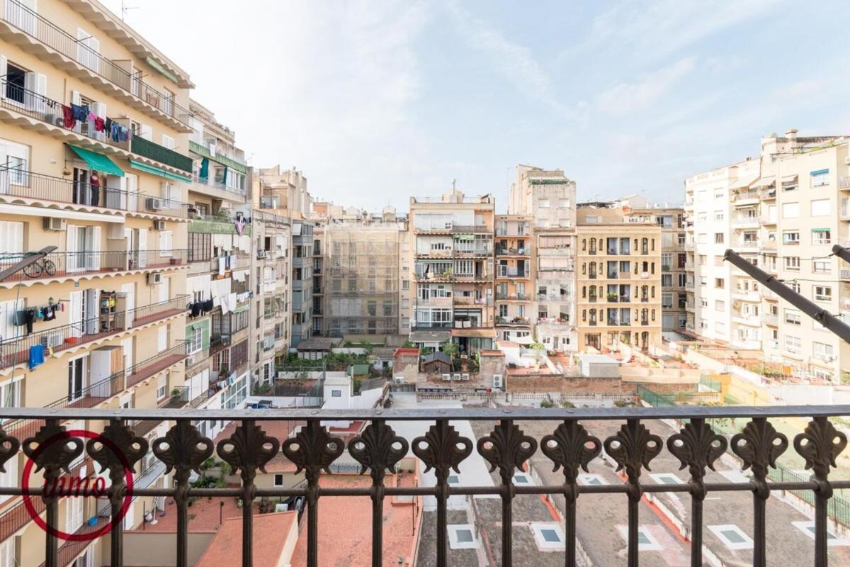 - Eixample 4b Apartment Barcelona